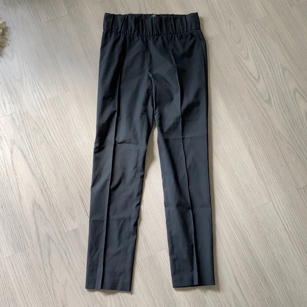 BCBG Max Azria elastic waist ponte pants